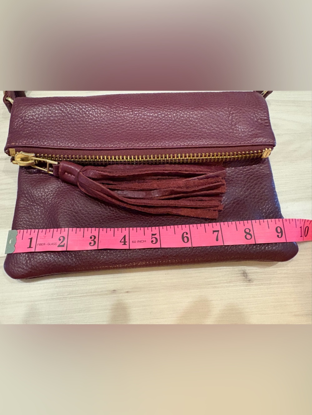 Roots Genuine Leather Fold-Over Top Zip Crossbody Bag Tassel Burgundy - Picture 11 of 15